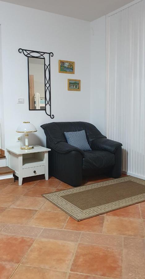 Studio Apartman Marti Apartment Kostrena Exterior photo